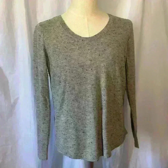 Women’s Loft Sweater. Grey With Navy Pillage. Size Medium. - Picture 1 of 6